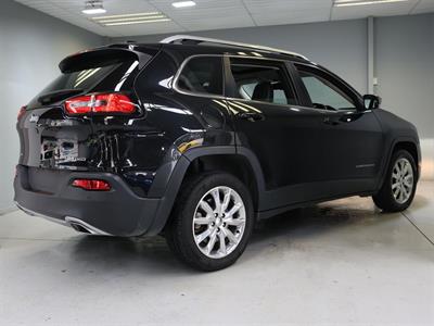 2016 Jeep CHEROKEE - Thumbnail