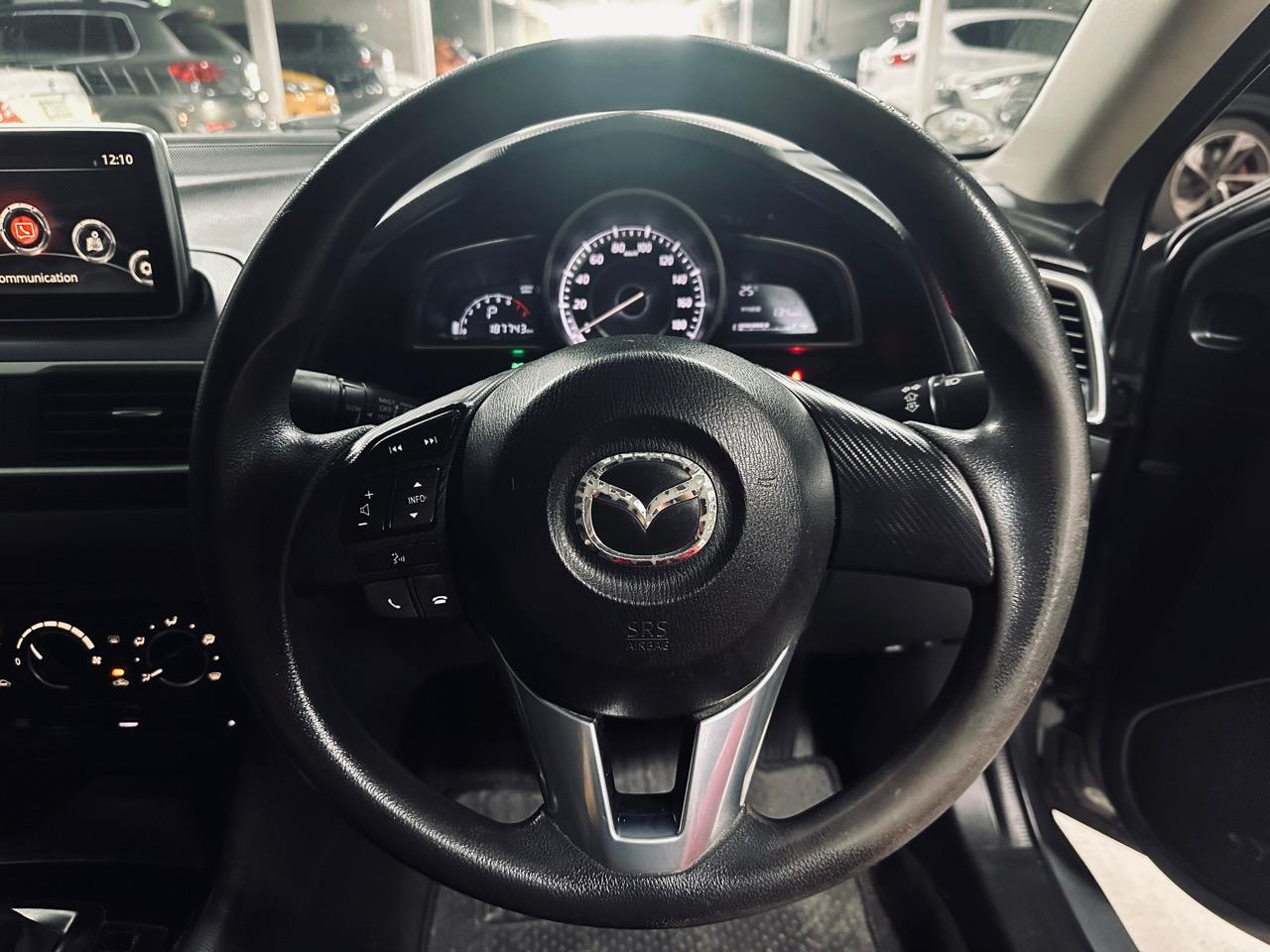 2014 Mazda Axela