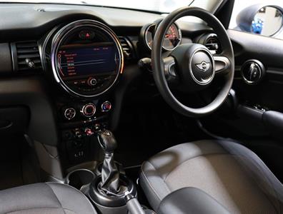 2015 Mini Cooper - Thumbnail