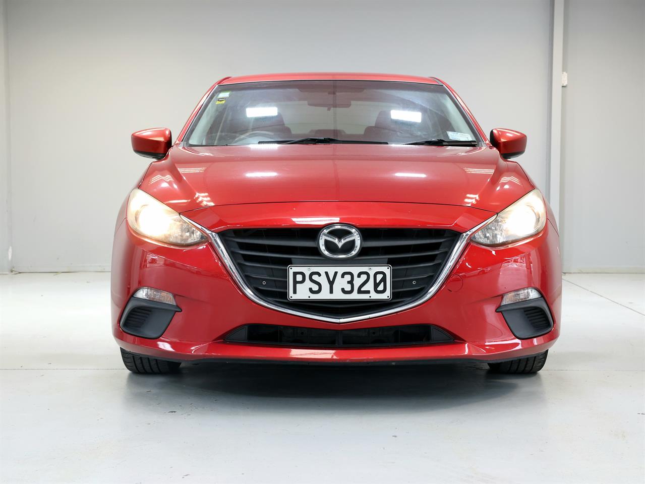 2014 Mazda Axela