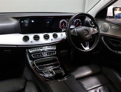 2016 Mercedes-Benz E 220 - Thumbnail