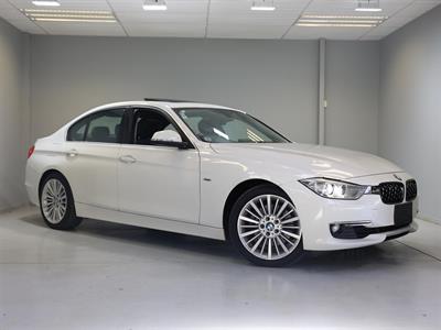 2012 BMW 328i