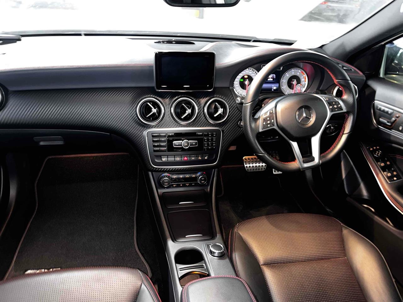 2013 Mercedes-Benz A180