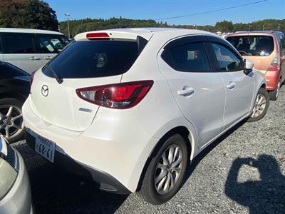 2014 Mazda Demio - Thumbnail