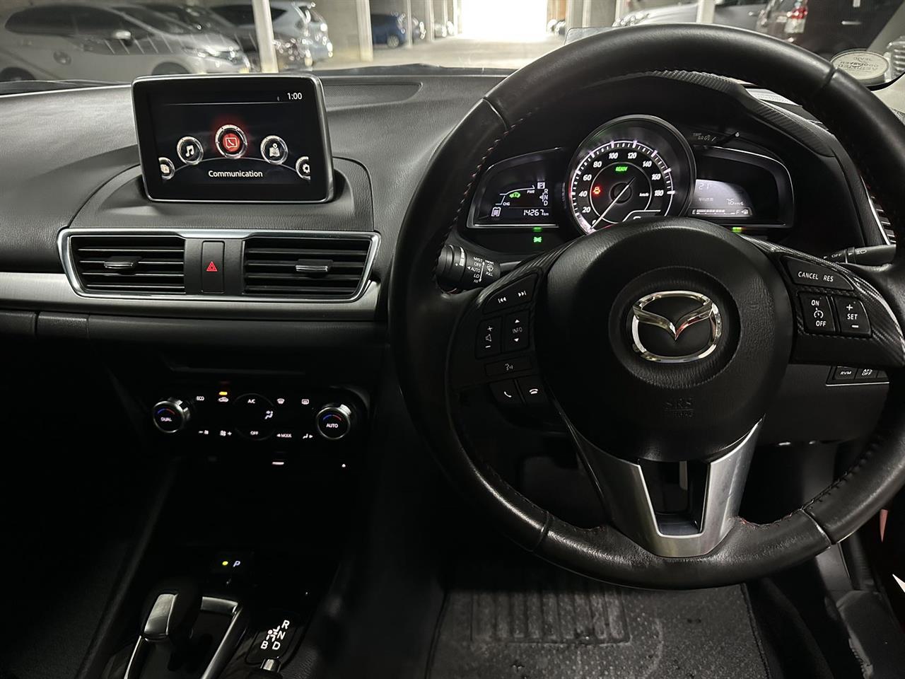 2014 Mazda Axela