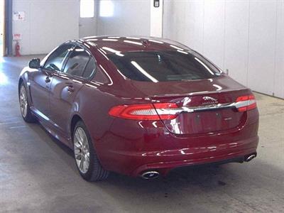 2015 Jaguar XF - Thumbnail