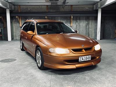 2000 Holden Commodore