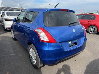 2013 Suzuki Swift - Thumbnail