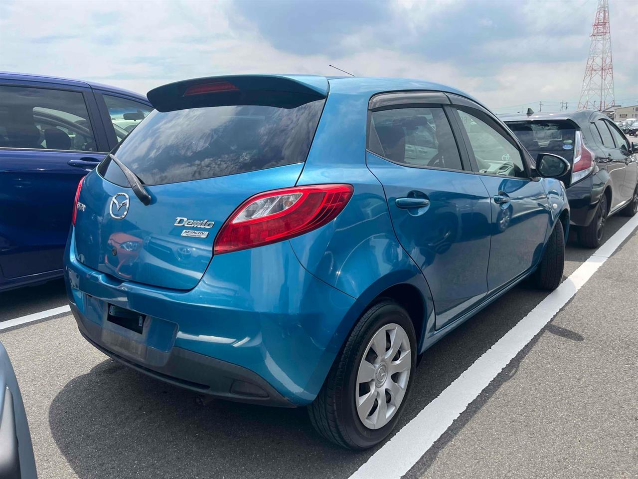 2013 Mazda Demio