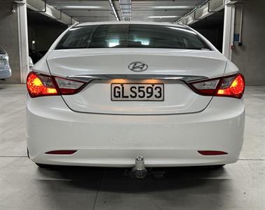 2012 Hyundai i45 - Thumbnail