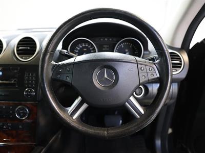 2007 Mercedes-Benz ML 320 - Thumbnail