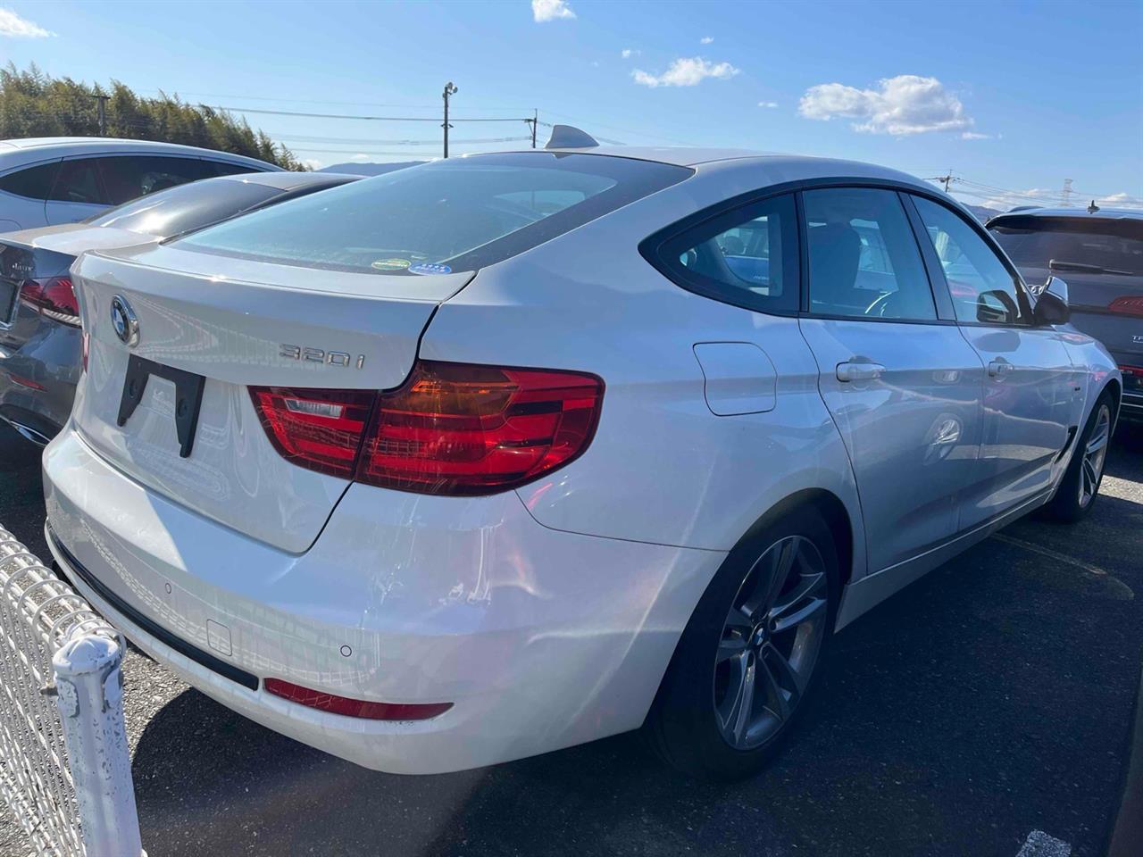 2013 BMW 320i