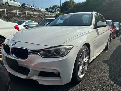 2013 BMW 320i - Thumbnail