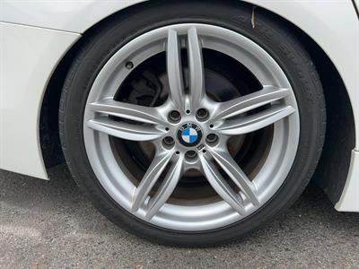 2011 BMW 528i - Thumbnail