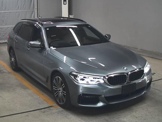 2019 BMW 530i