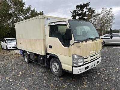 2009 Isuzu Elf