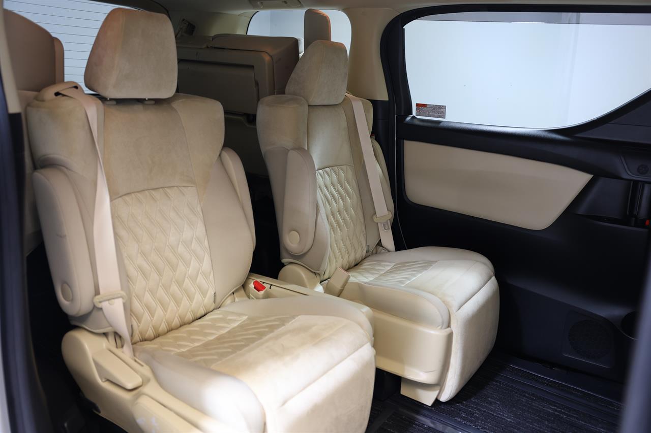 2019 Toyota Vellfire