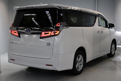 2019 Toyota Vellfire - Thumbnail