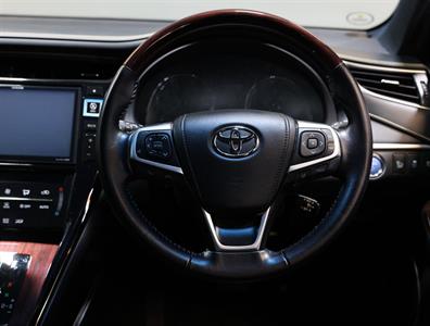 2015 Toyota HARRIER - Thumbnail
