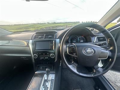 2014 Toyota Camry - Thumbnail