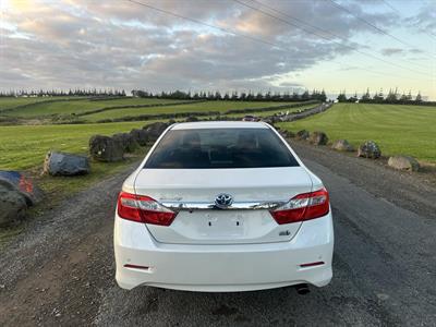 2014 Toyota Camry - Thumbnail