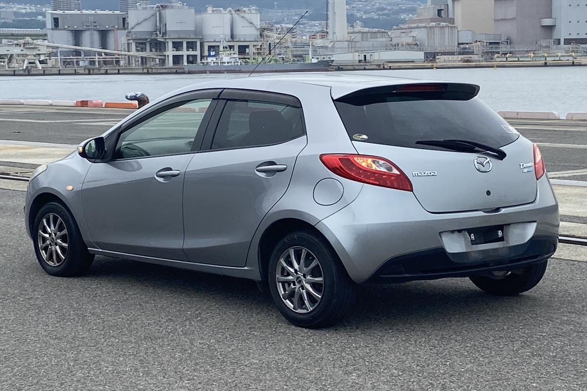 2012 Mazda Demio