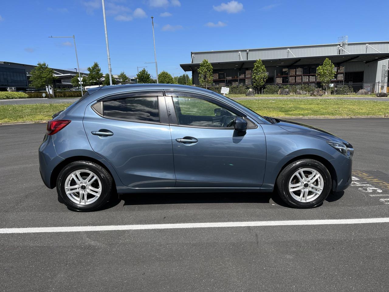 2015 Mazda Demio