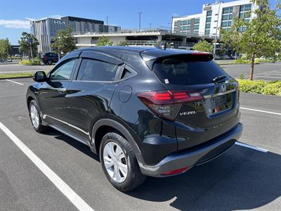 2020 Honda VEZEL - Thumbnail