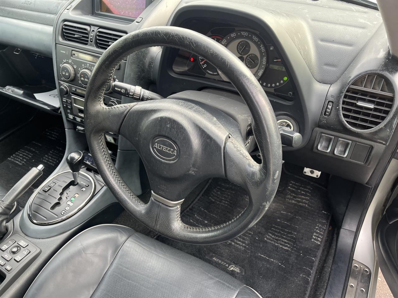 2003 Toyota Altezza