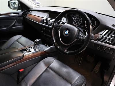 2012 BMW X6 - Thumbnail