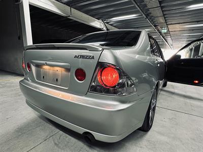 2002 Toyota Altezza - Thumbnail