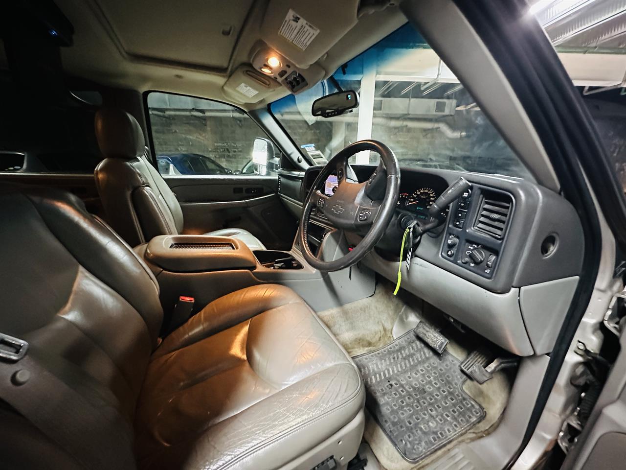 2005 Chevrolet SUBURBAN