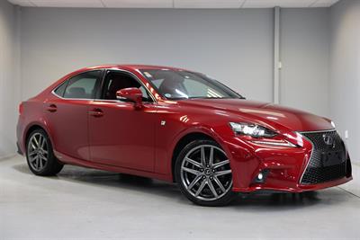 2014 Lexus IS 300H