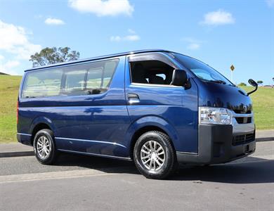 2020 Toyota Hiace - Thumbnail