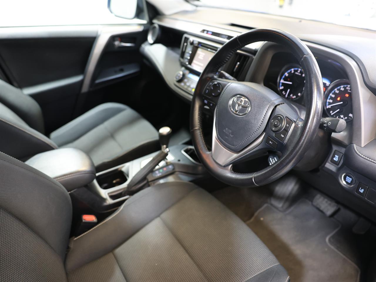 2016 Toyota RAV4